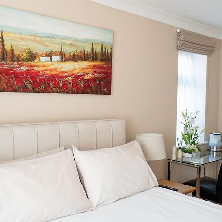 The Cedars Bed & Breakfast West Clandon Dış mekan fotoğraf